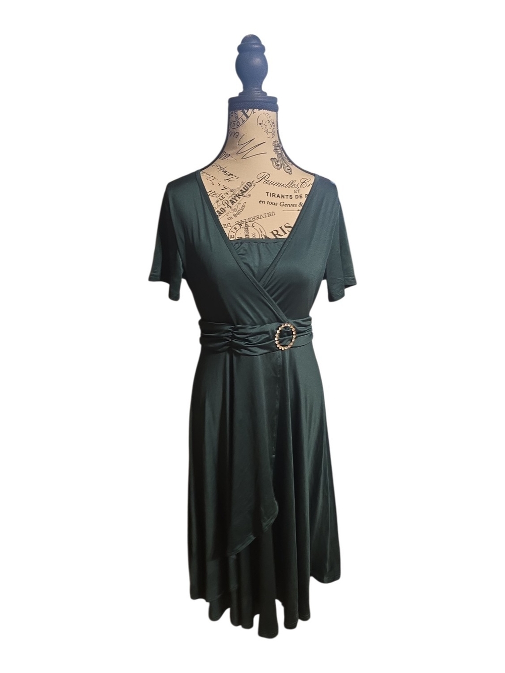 Elegant Forest Green Faux-Wrap Dress with Buckle Waist